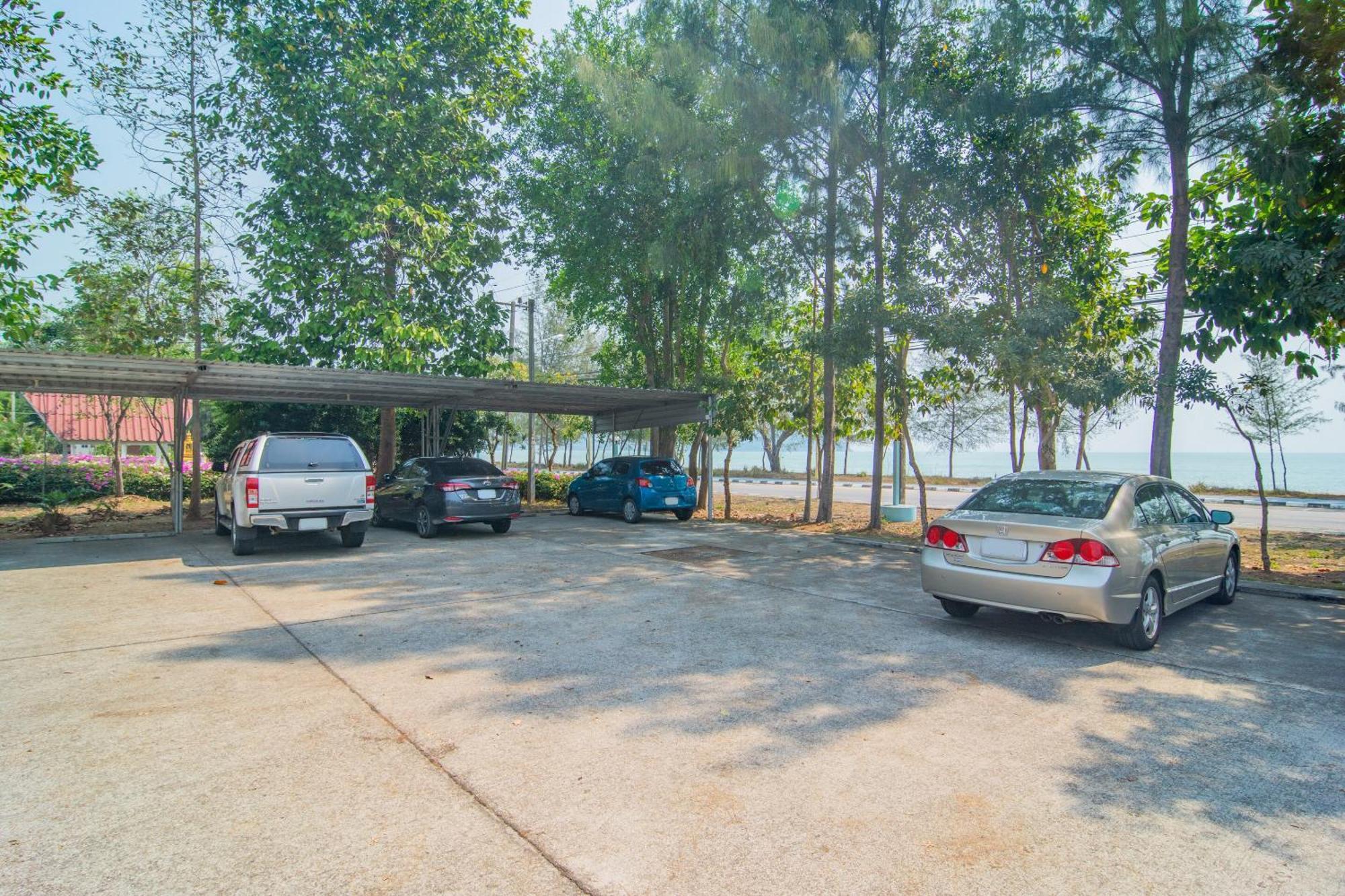 Koh Lak Resort Прачуап Кири Кан Екстериор снимка